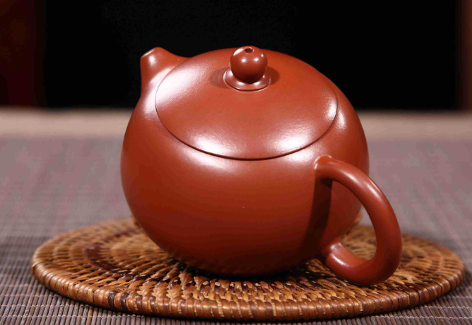 愛(ài)茶人，茶臺(tái)上必備的6款茶具